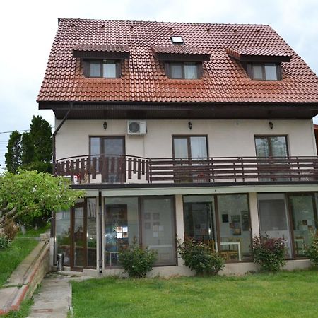 Villa Siret Sendreni 外观 照片