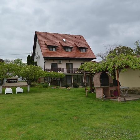Villa Siret Sendreni 外观 照片