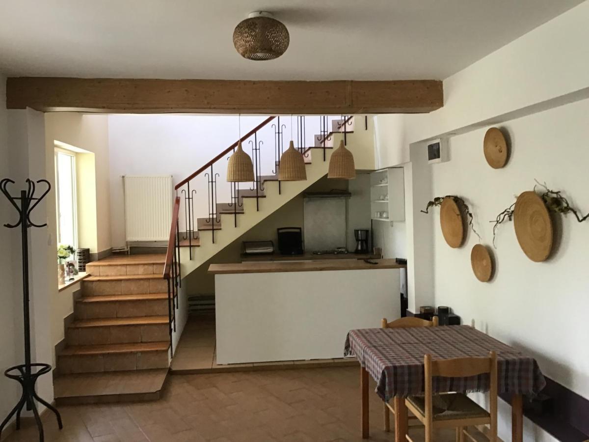 Villa Siret Sendreni 外观 照片